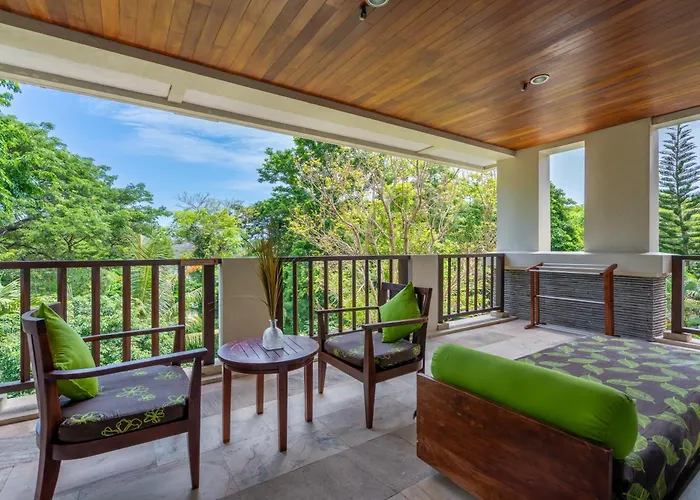 Luxury 2 Bedroom - *